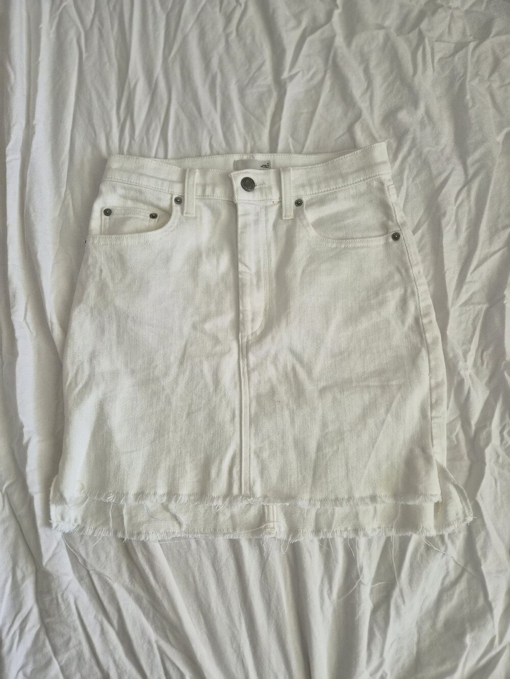 Aritzia Wilfred Skirt